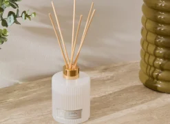 Geurstokjes|Geurstokjes Albie 150ml - glas - thee