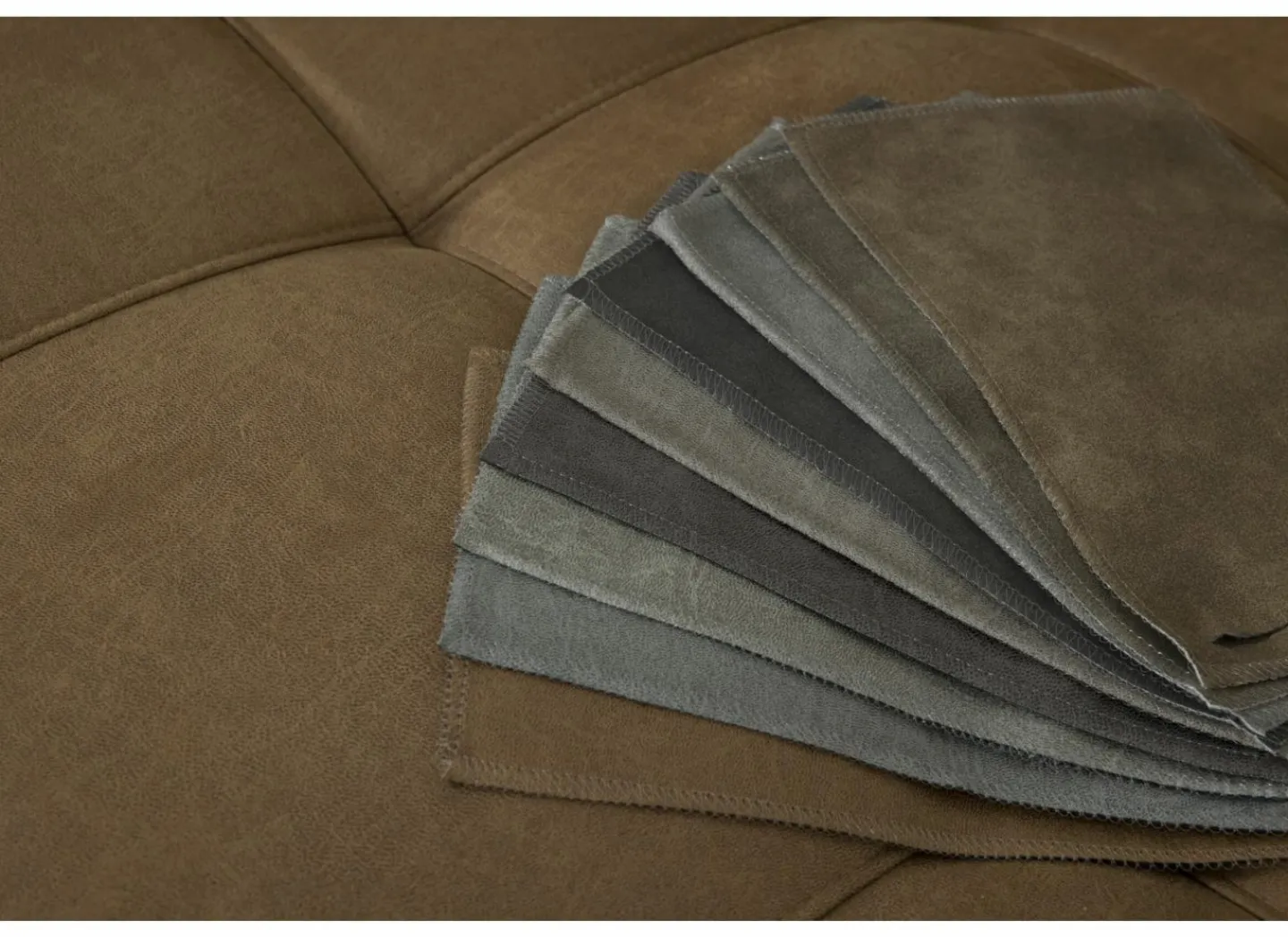 Hoeksalon Rimini 388x224cm - stof - cognac met bedfunctie- Zetelbedden|Hoeksalons