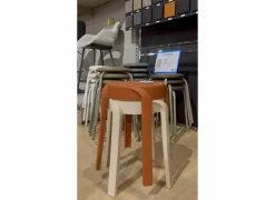 Tuinstoelen|Krukje|Kruk June 43,5x44,5x55,5cm - polyethyleen - terracotta