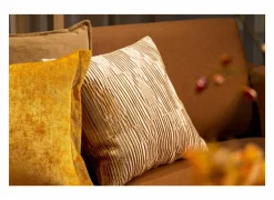 Kussens|Kussen Clemence 45x45cm - stof - almond buff